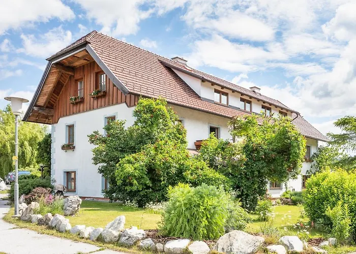 Poellitzer Hollnhof